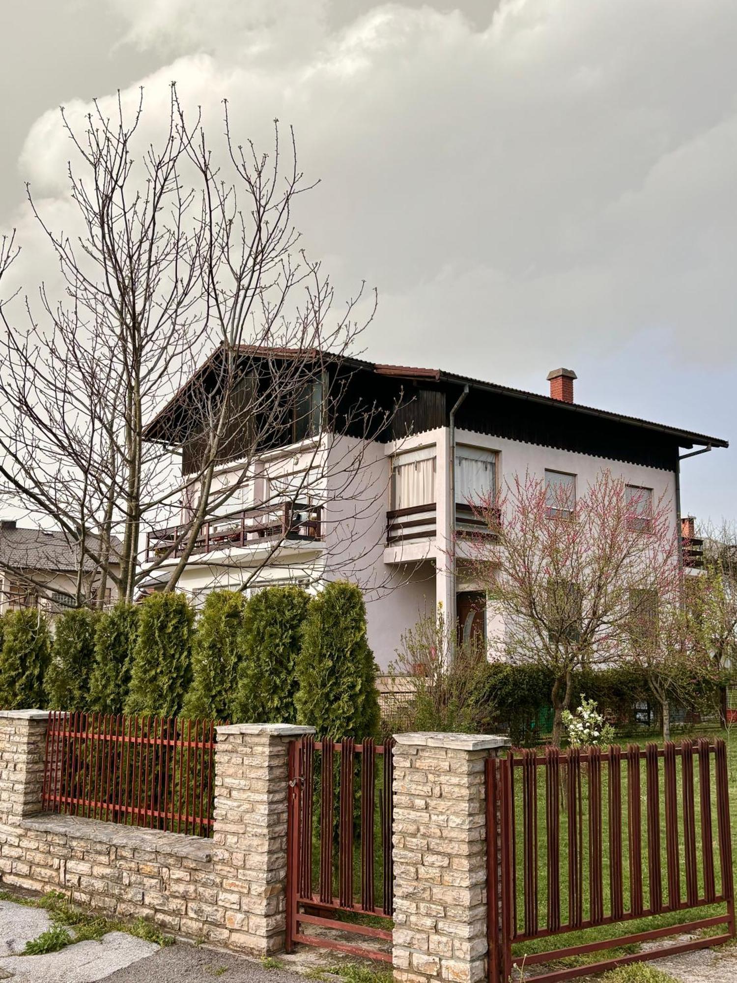 Apartment Una Laguna Bihać Exterior foto