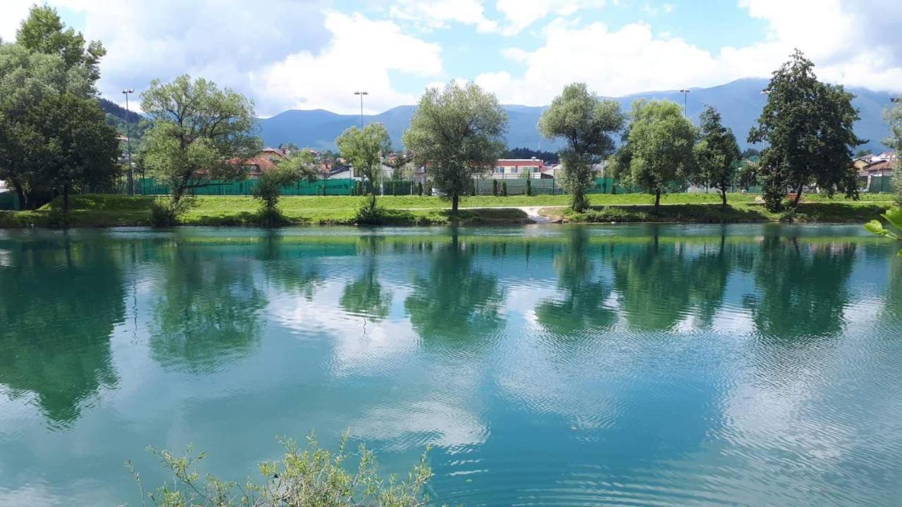 Apartment Una Laguna Bihać Exterior foto